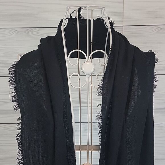 Unbranded black solid infinity scarf with rough edge trim One Size - Picture 2 of 6